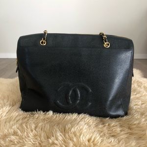 CHANEL Vintage Shopping Tote